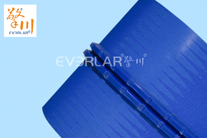 藍色PU輸送帶加導(dǎo)條耐磨耐油耐腐蝕工業(yè)皮帶定制