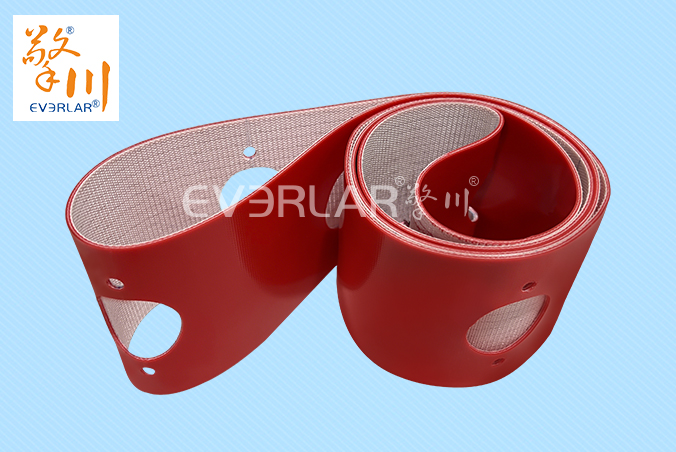 紅色PVC輸送帶打孔抗腐蝕食品包裝行業(yè)海鮮分揀流水線傳送帶廠家定制