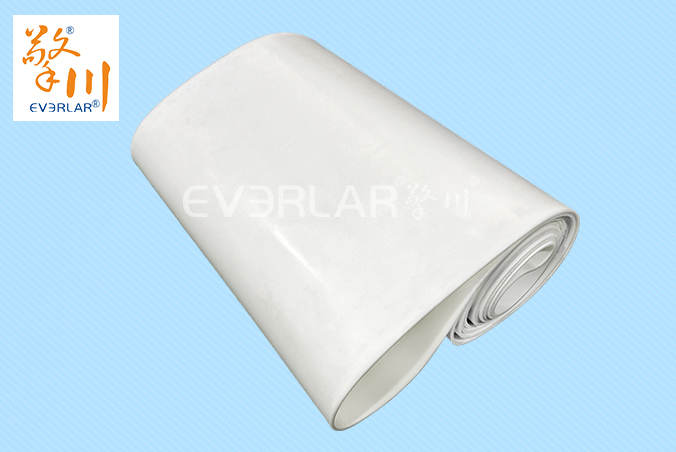 白色硅膠輸送帶耐高溫防腐蝕食品 醫(yī)療 日化輸送設(shè)備傳動皮帶擎川定制